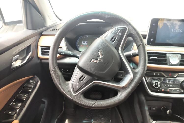Used Wuling Hongguang S3 2018 1.5L Manual Luxury Model China V Standard Steering Wheel