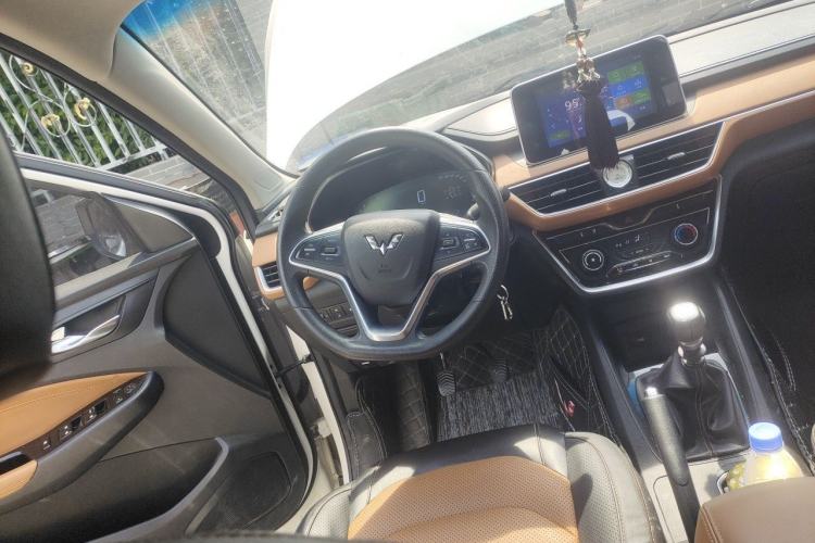 Used Wuling Hongguang S3 2018 1.5L Manual Luxury Model China V Standard Steering Wheel
