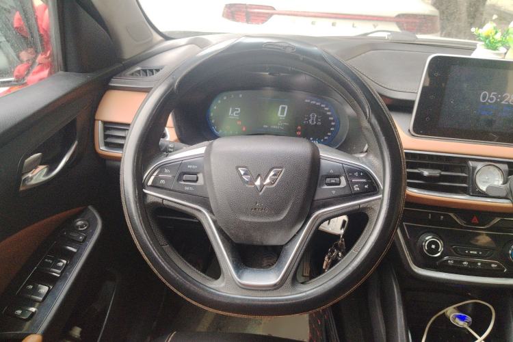 Used Wuling Hongguang S3 2018 1.5T Manual Luxury Model China V Standard Steering Wheel