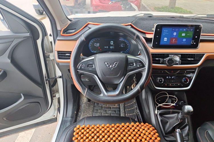 Used Wuling Hongguang S3 2018 1.5L Manual Luxury Model China V Standard Steering Wheel