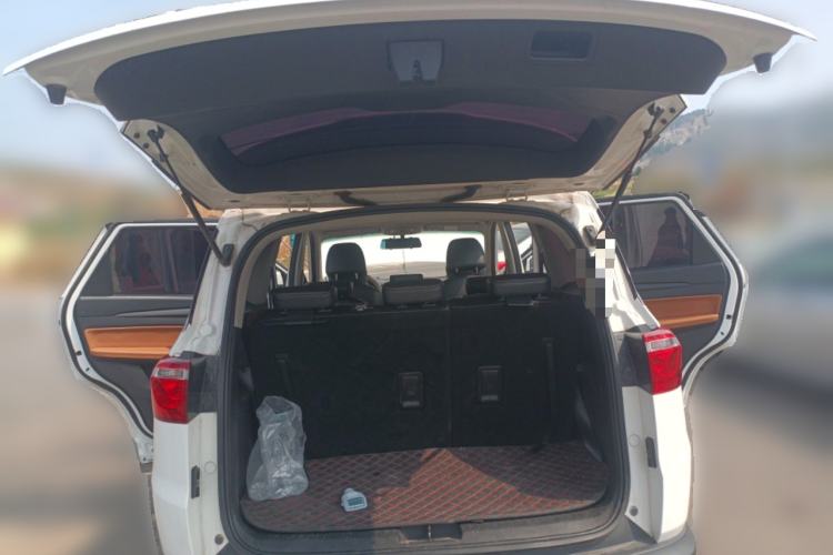 Used Wuling Hongguang S3 2018 1.5L Manual Luxury Model China V Standard Trunk