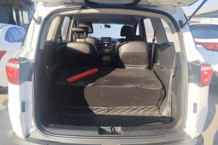 Used Wuling Hongguang S3 2018 1.5L Manual Comfort Model China V Standard Trunk
