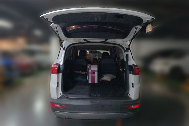 Used Wuling Hongguang S3 2018 1.5T Manual Luxury Model China V Standard Trunk