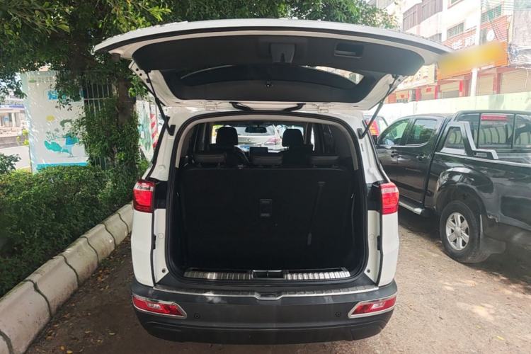 Used Wuling Hongguang S3 2018 1.5L Manual Comfort Model China V Standard Trunk