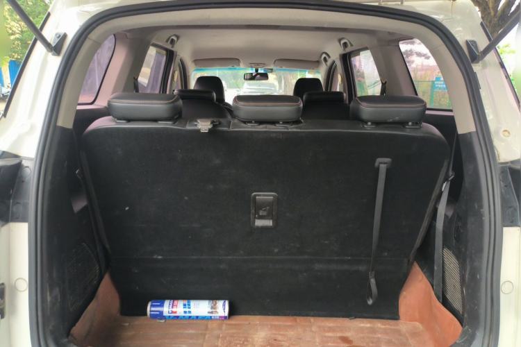 Used Wuling Hongguang S3 2018 1.5L Manual Comfort Model China V Standard Trunk