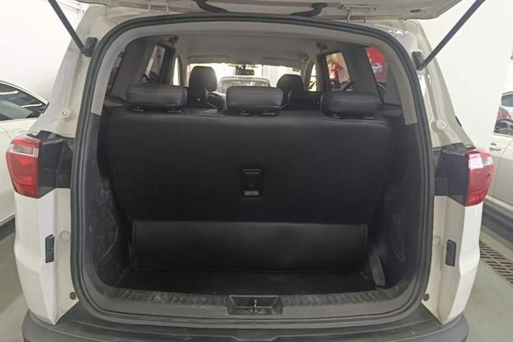 Used Wuling Hongguang S3 2018 1.5L Manual Standard Version China V Standard Trunk