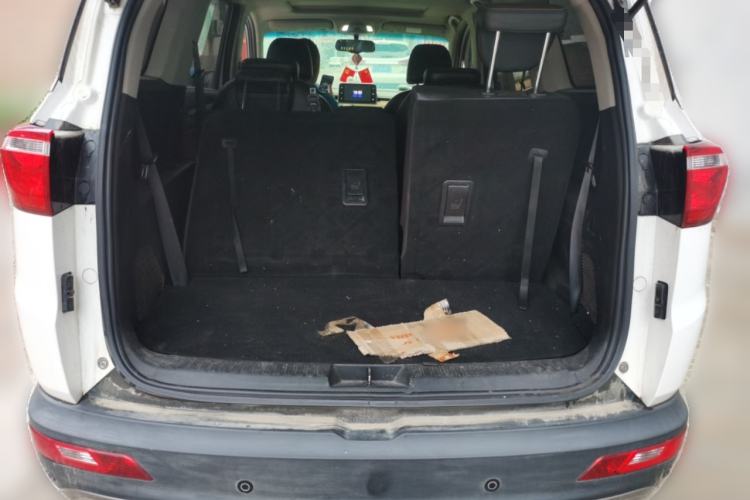 Used Wuling Hongguang S3 2018 1.5L Manual Comfort Model China V Standard Trunk