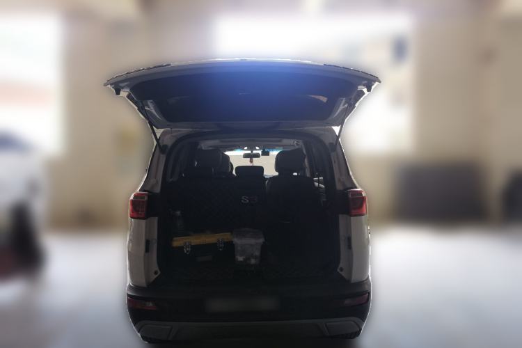 Used Wuling Hongguang S3 2018 1.5L Manual Luxury Model China V Standard Trunk
