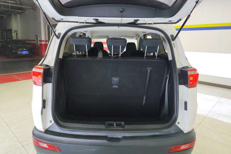 Used Wuling Hongguang S3 2018 1.5L Manual Standard Version China V Standard Trunk