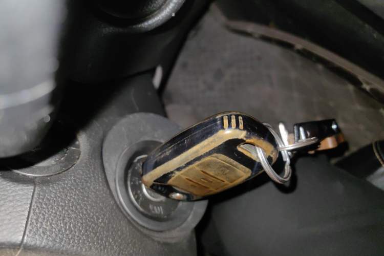 Used Wuling Hongguang S3 2018 1.5L Manual Comfort Model China V Standard Vehicle Key