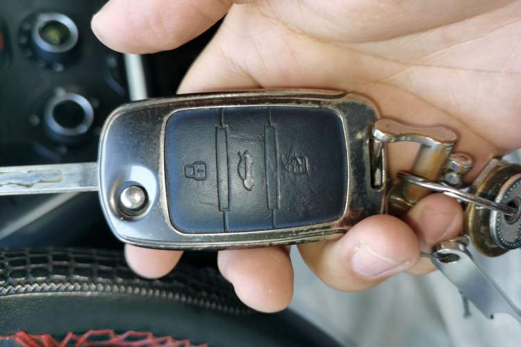Used Wuling Hongguang S3 2018 1.5L Manual Standard Version China V Standard Vehicle Key