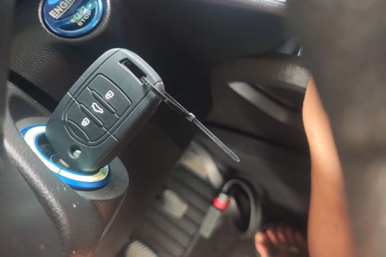 Used Wuling Hongguang S3 2018 1.5L Manual Comfort Model China V Standard Vehicle Key