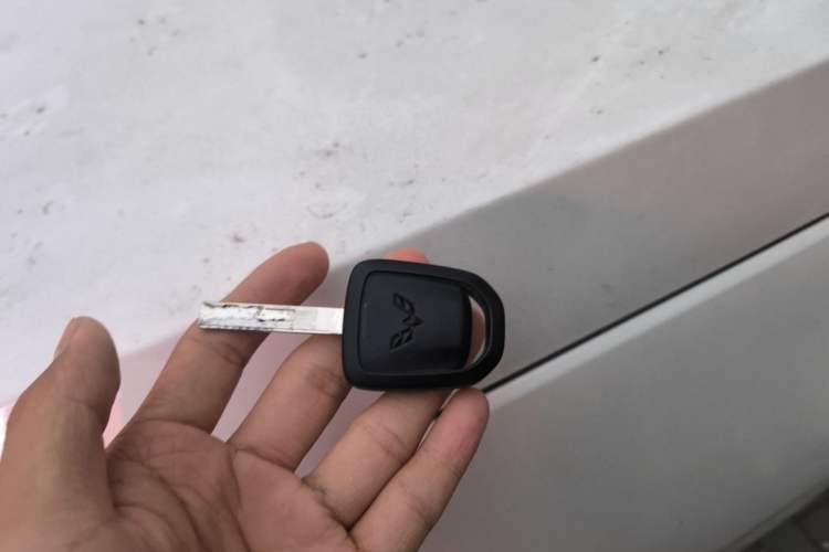 Used Wuling Hongguang S3 2018 1.5L Manual Standard Version China V Standard Vehicle Key