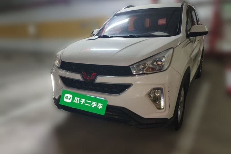 Used Wuling Hongguang S3 2018 1.5L Manual Luxury Model China V Standard Guazi used car, China used car export, Used car for sale, Used  cars, Cheapest cars for sale