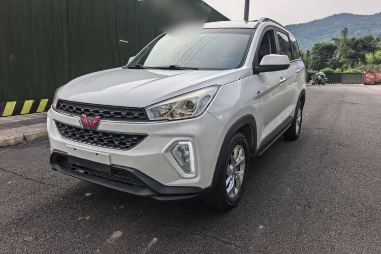 Used Wuling Hongguang S3 2018 1.5T Manual Luxury Model China V Standard Guazi used car, China used car export, Used car for sale, Used  cars, Cheapest cars for sale