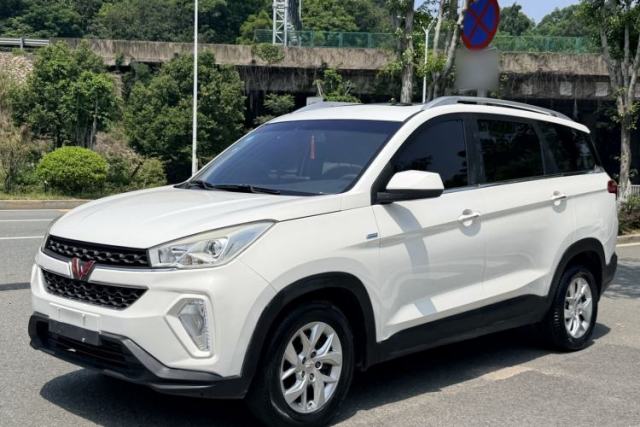 Used Wuling Hongguang S3 2018 1.5T Manual Luxury Model China V Standard