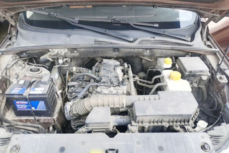 Used Wuling Hongguang S3 2019 1.5L Manual Comfort Model China VI Standard Engine Bay