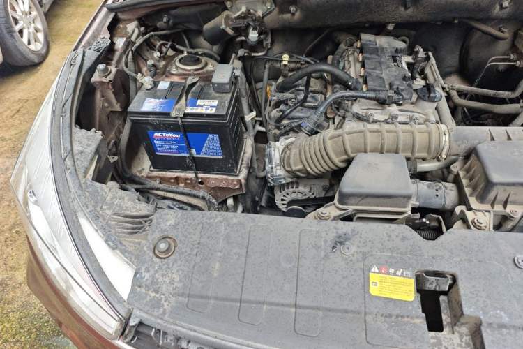 Used Wuling Hongguang S3 2019 1.5L Manual Comfort Model China VI Standard Engine Bay Right
