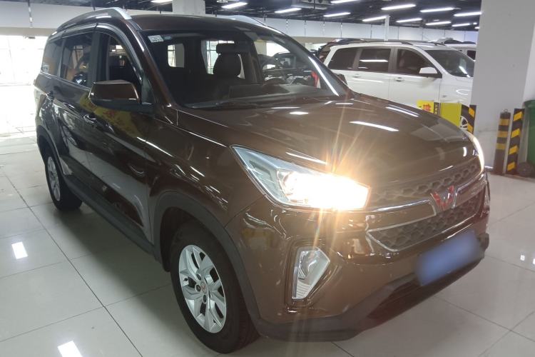 Used Wuling Hongguang S3 2019 1.5L Manual Luxury Model China VI Standard Exterior 2