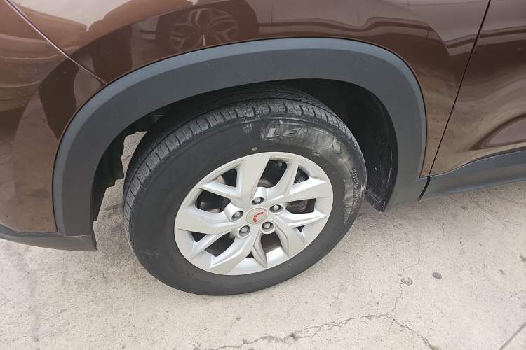 Used Wuling Hongguang S3 2019 1.5L Manual Standard Version China VI Standard Exterior 4