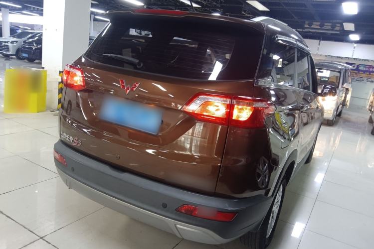 Used Wuling Hongguang S3 2019 1.5L Manual Luxury Model China VI Standard Exterior 5