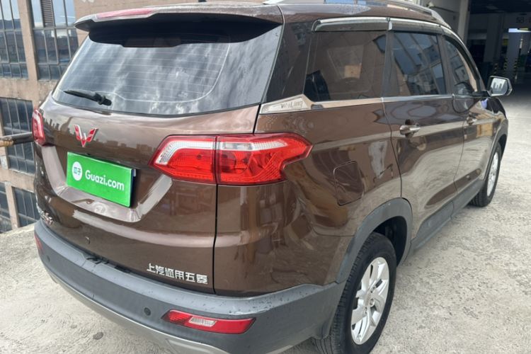 Used Wuling Hongguang S3 2019 1.5L Manual Luxury Model China VI Standard Exterior 5