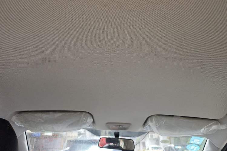 Used Wuling Hongguang S3 2019 1.5L Manual Comfort Model China VI Standard Headliner
