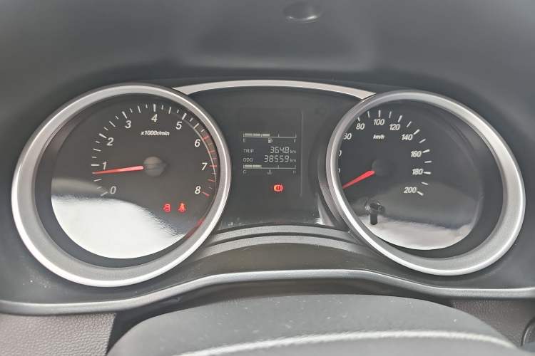 Used Wuling Hongguang S3 2019 1.5L Manual Standard Version China VI Standard Instrument Cluster