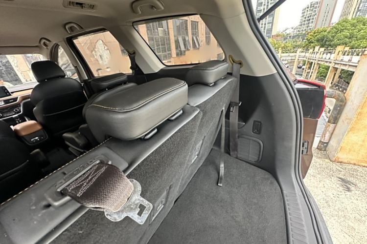 Used Wuling Hongguang S3 2019 1.5L Manual Luxury Model China VI Standard Interior 1