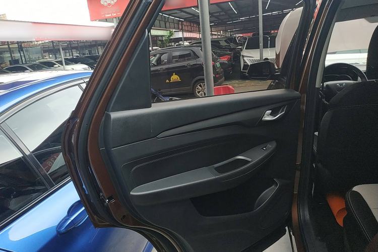 Used Wuling Hongguang S3 2019 1.5L Manual Standard Version China VI Standard Interior 8