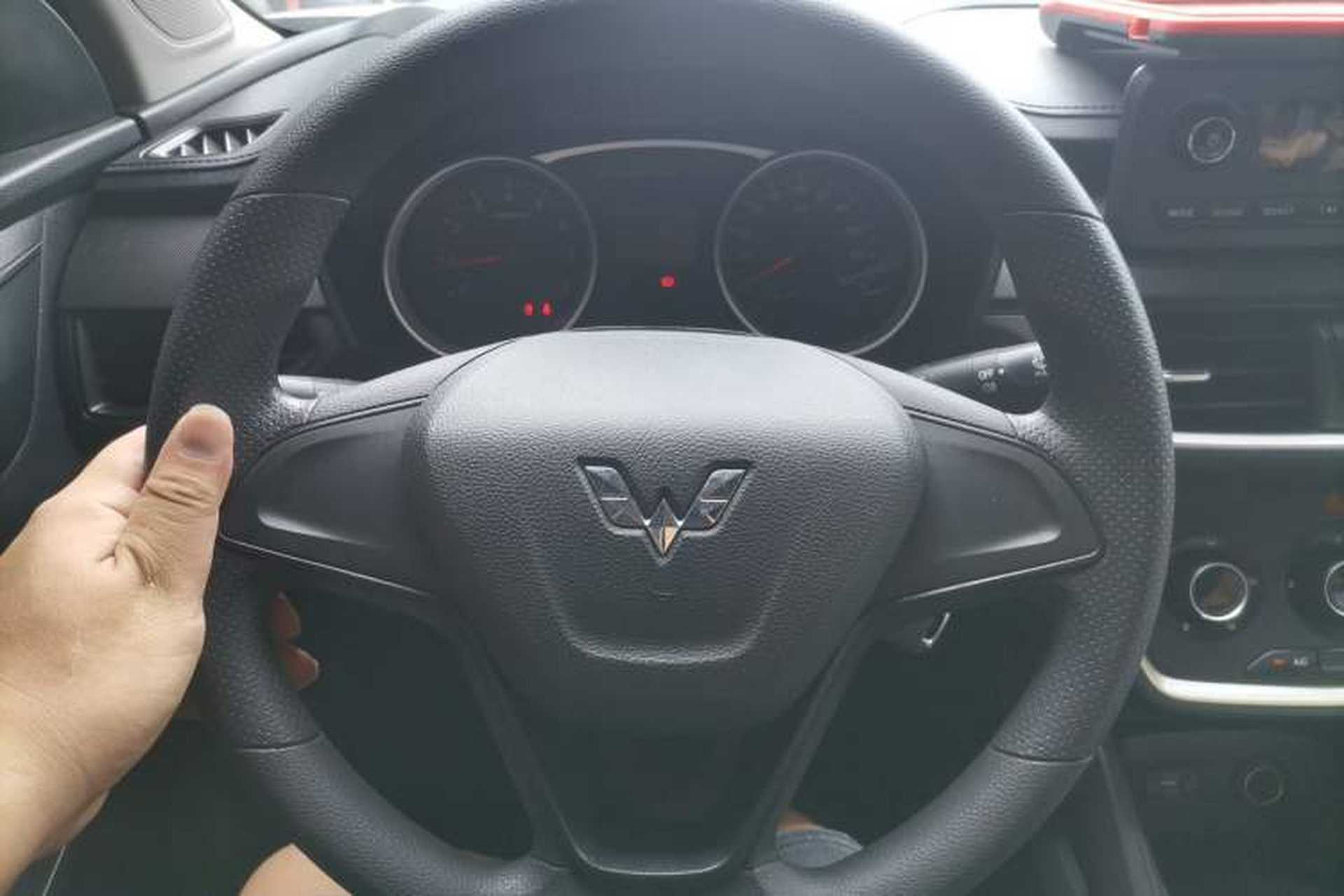 Used Wuling Hongguang S3 2019 1.5L Manual Standard Version China VI Standard Steering Wheel