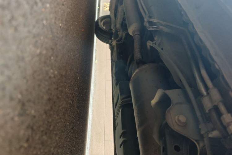 Used Wuling Hongguang S3 2019 1.5L Manual Comfort Model China VI Standard Chassis Rear Left