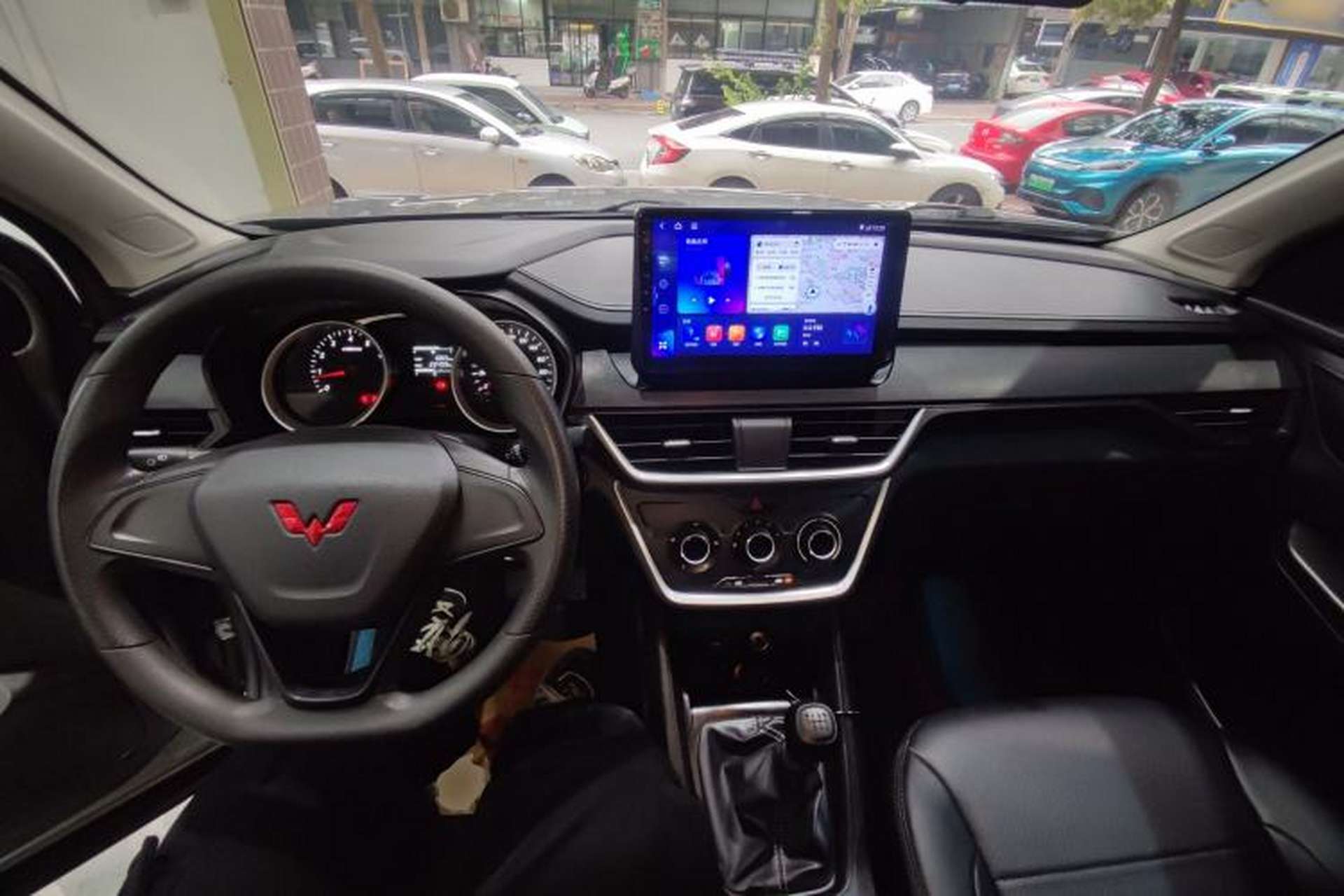 Used Wuling Hongguang S3 2019 1.5L Manual Standard Version China VI Standard Center Console