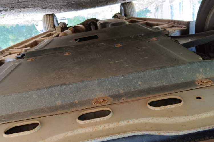Used Wuling Hongguang S3 2019 1.5L Manual Standard Version China VI Standard Chassis Front