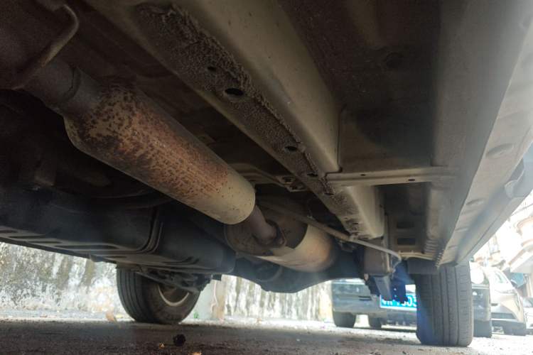 Used Wuling Hongguang S3 2019 1.5L Manual Standard Version China VI Standard Chassis Front Left