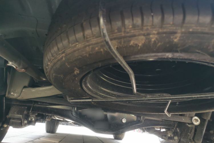 Used Wuling Hongguang S3 2019 1.5L Manual Comfort Model China VI Standard Chassis Rear