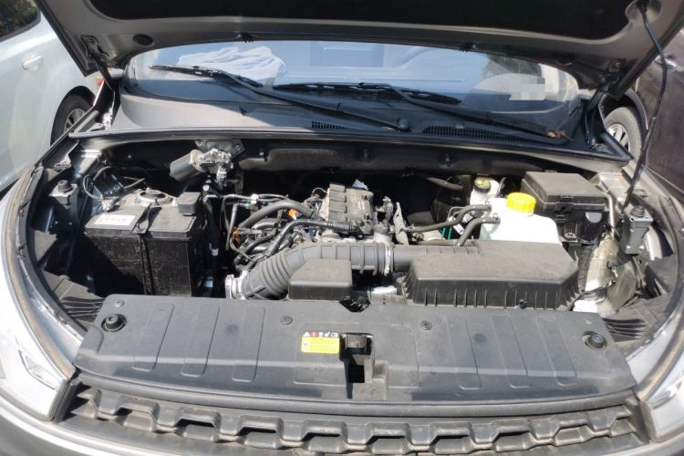 Used Wuling Hongguang S3 2019 1.5L Manual Comfort Model China VI Standard Engine Bay