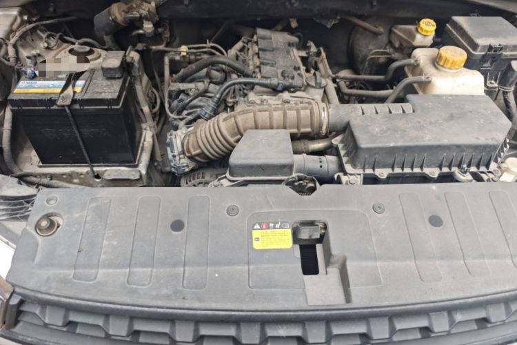 Used Wuling Hongguang S3 2019 1.5L Manual Standard Version China VI Standard Engine Bay