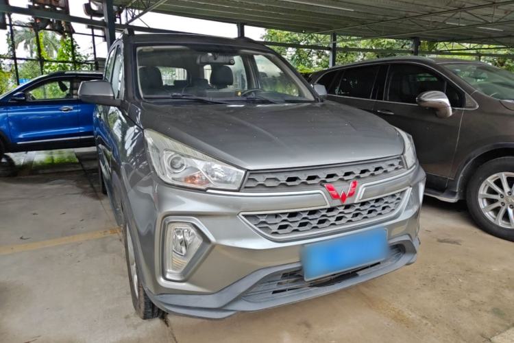 Used Wuling Hongguang S3 2019 1.5L Manual Comfort Model China VI Standard Exterior 1