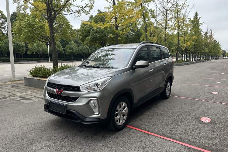 Used Wuling Hongguang S3 2019 1.5L Manual Comfort Model China VI Standard Exterior 2