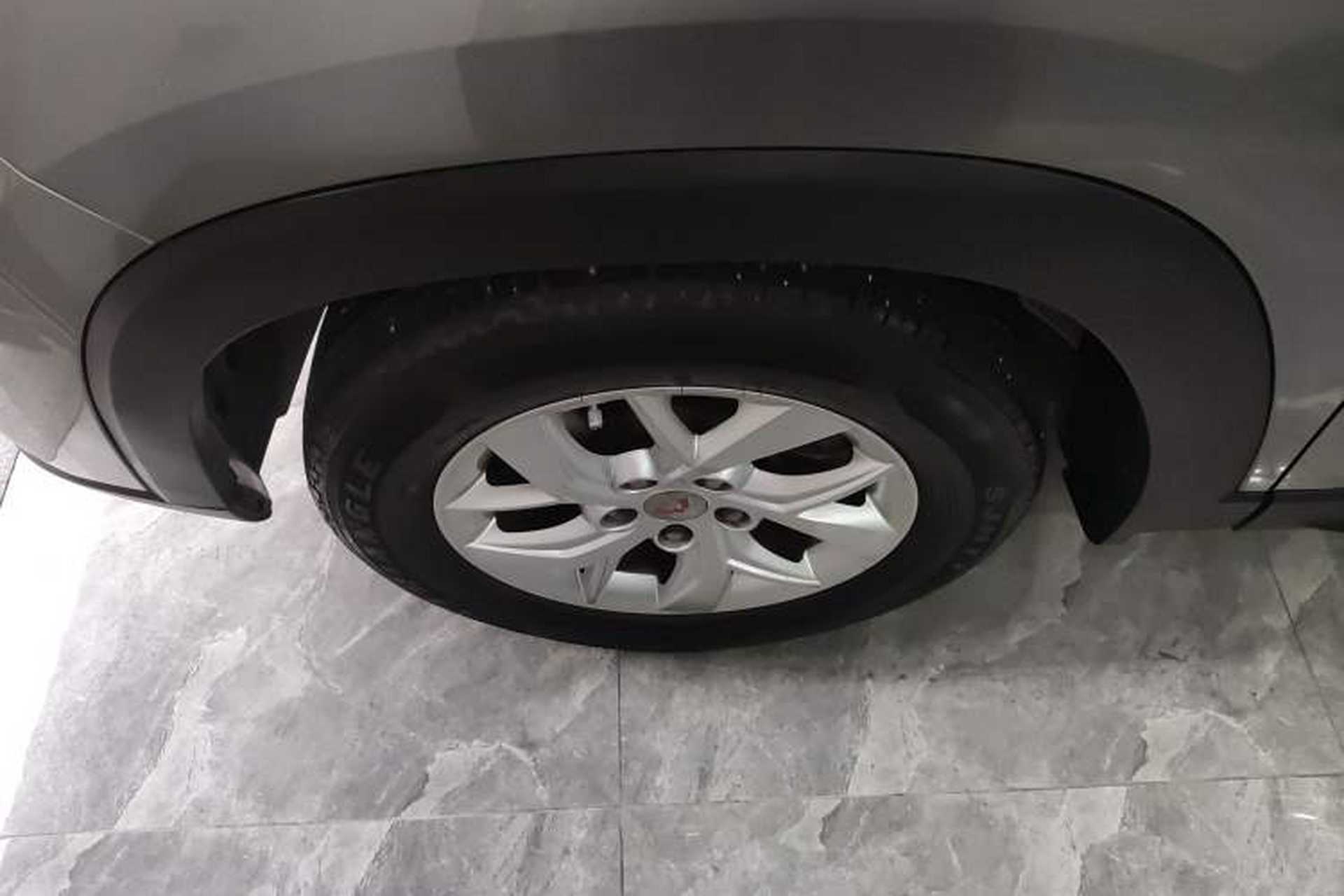 Used Wuling Hongguang S3 2019 1.5L Manual Standard Version China VI Standard Exterior 4
