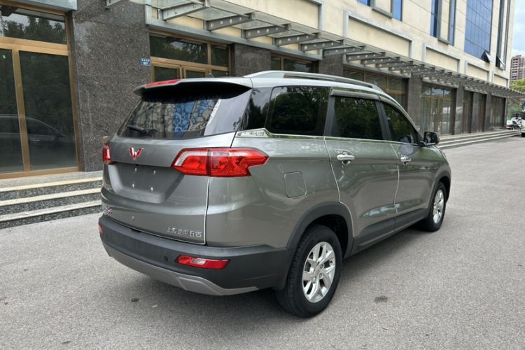 Used Wuling Hongguang S3 2019 1.5L Manual Luxury Model China VI Standard Exterior 6