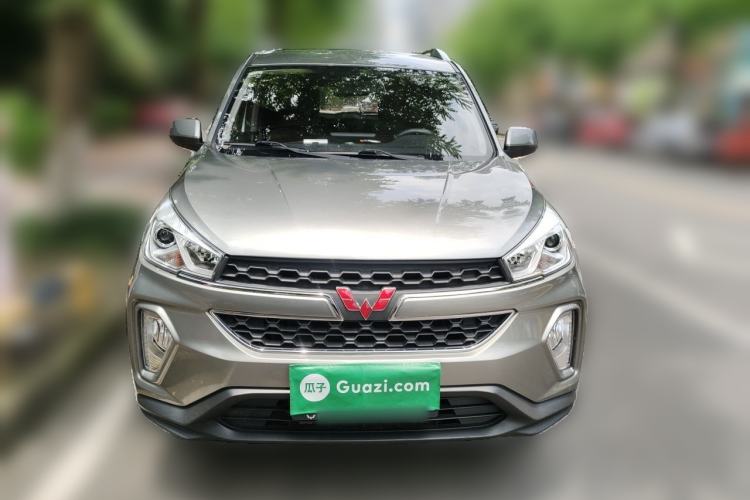Used Wuling Hongguang S3 2019 1.5L Manual Luxury Model China VI Standard Front