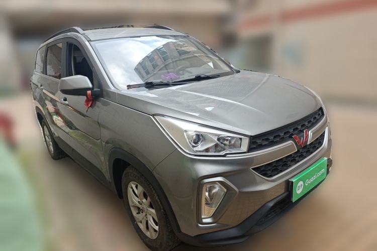 Used Wuling Hongguang S3 2019 1.5L Manual Comfort Model China VI Standard Front Right 45 Deg