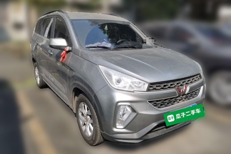 Used Wuling Hongguang S3 2019 1.5L Manual Comfort Model China VI Standard Front Right 45 Deg