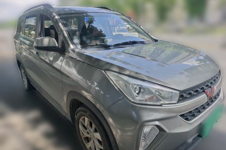 Used Wuling Hongguang S3 2019 1.5L Manual Comfort Model China VI Standard Front Right 45 Deg