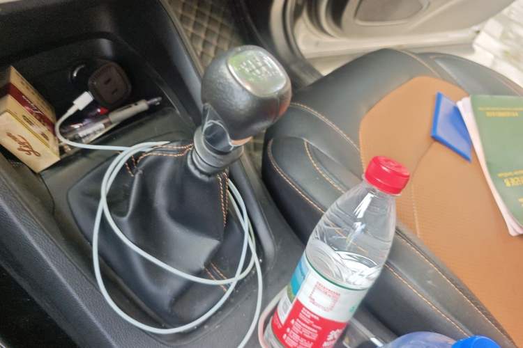 Used Wuling Hongguang S3 2019 1.5L Manual Comfort Model China VI Standard Gear Lever