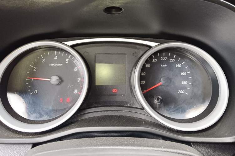 Used Wuling Hongguang S3 2019 1.5L Manual Standard Version China VI Standard Instrument Cluster