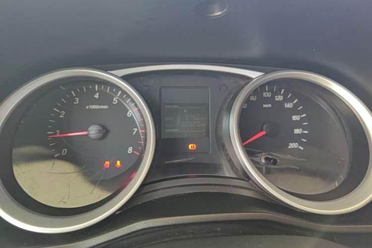 Used Wuling Hongguang S3 2019 1.5L Manual Standard Version China VI Standard Instrument Cluster