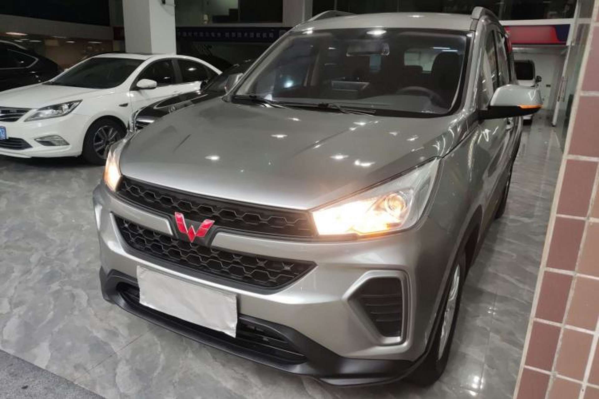 Used Wuling Hongguang S3 2019 1.5L Manual Standard Version China VI Standard Left Front Headlight